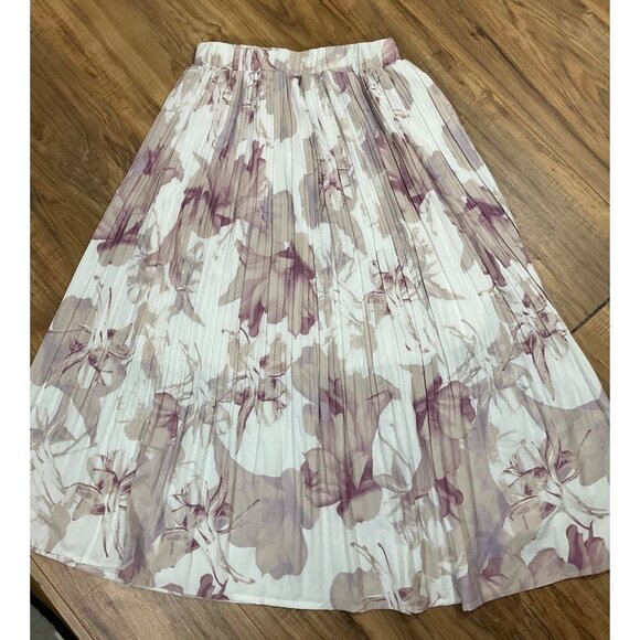 NWT DAZY Women's Preppy Style Pleated Skirt Size : Medium - Picture 2 of 9